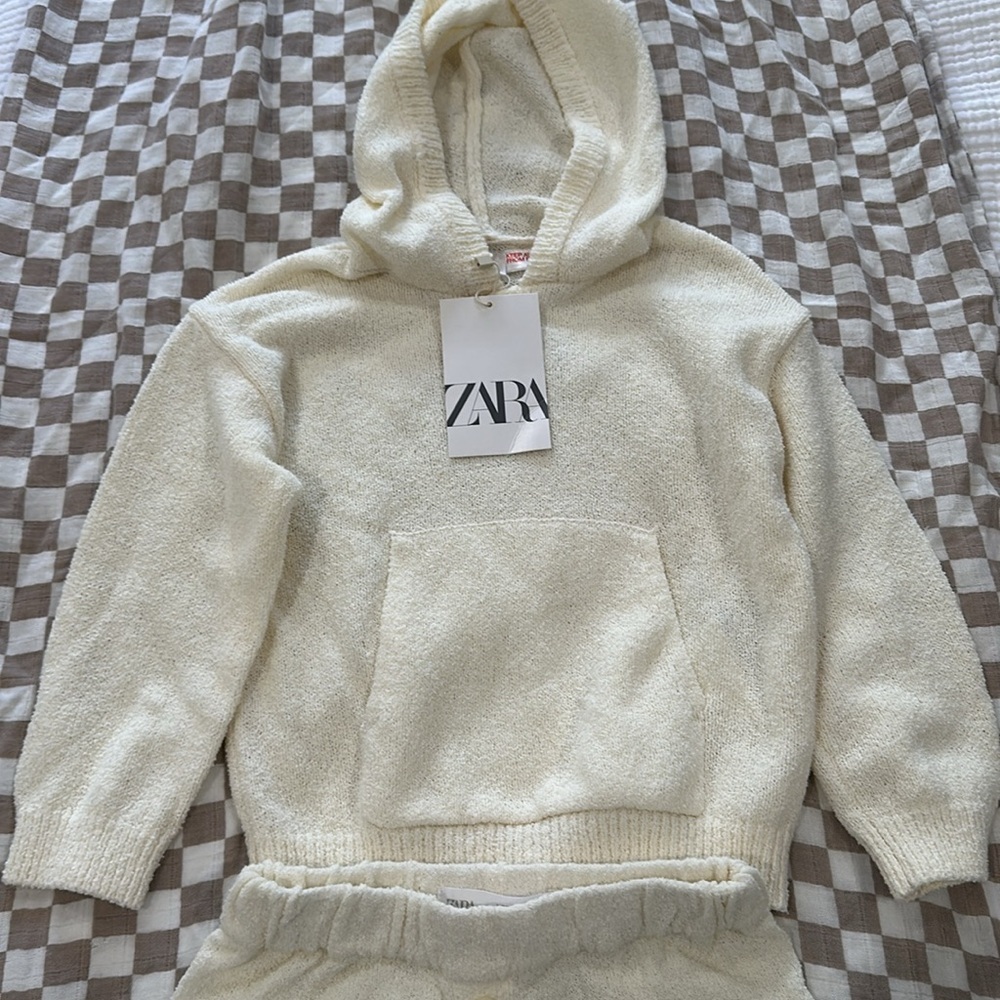 Zara kids set top and short - Picture 2 of 8